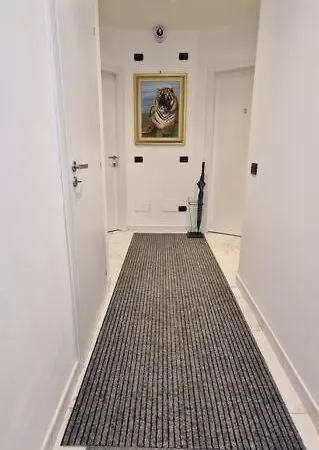 Jolly Guest house *